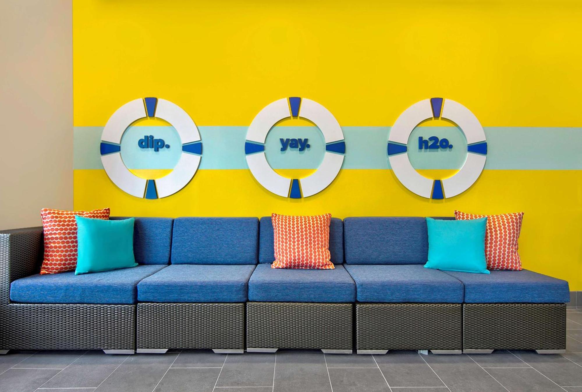 Tru By Hilton Ashburn One Loudoun, Va Hotel Екстериор снимка